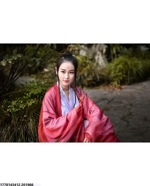 陈妍霏